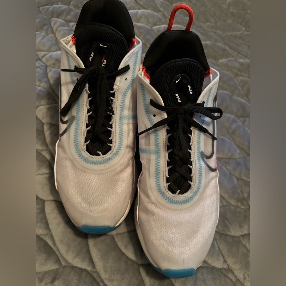 Nike shoes size 11.5 used good